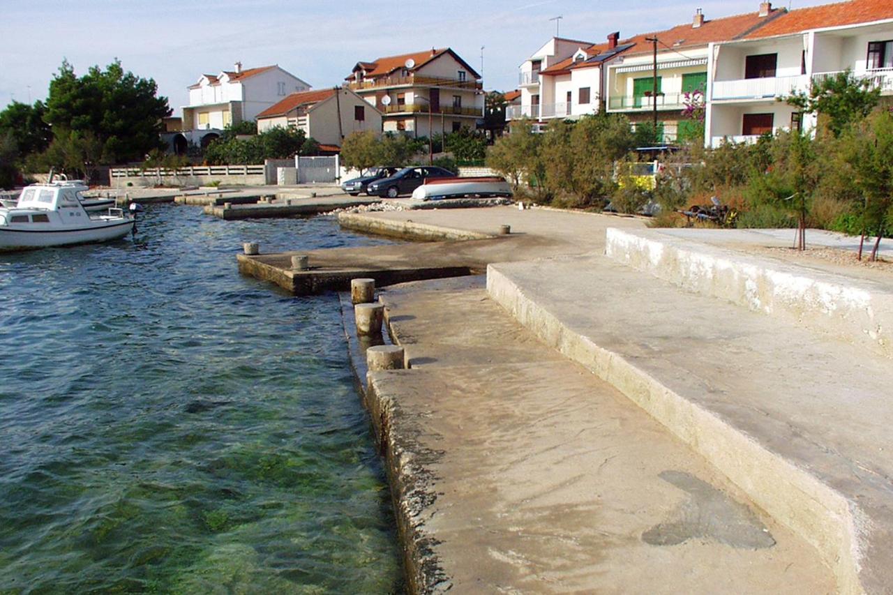 Apartments By The Sea Brodarica, Sibenik - 13615 Kültér fotó