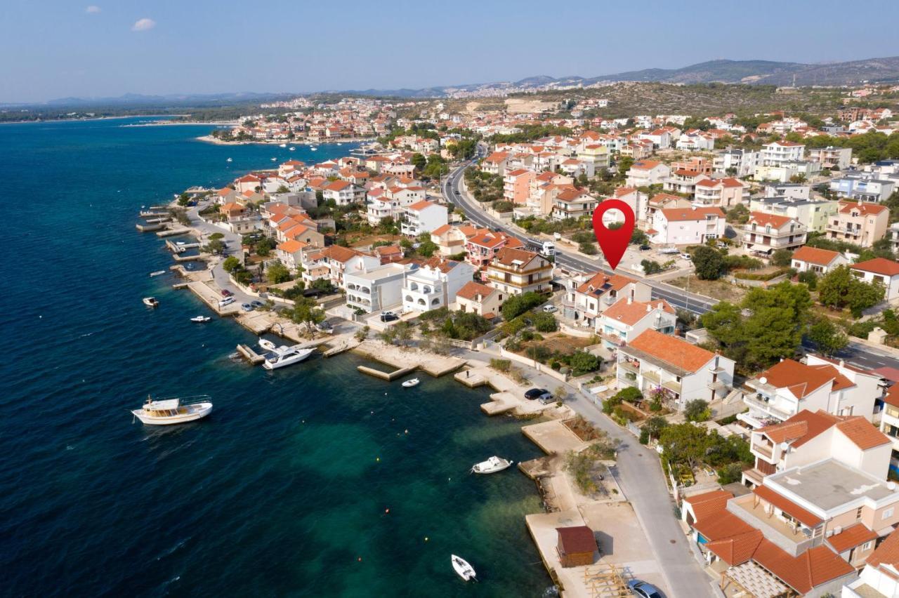 Apartments By The Sea Brodarica, Sibenik - 13615 Kültér fotó