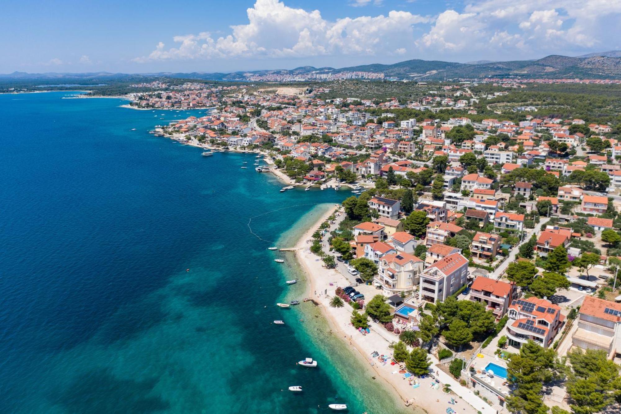 Apartments By The Sea Brodarica, Sibenik - 13615 Kültér fotó